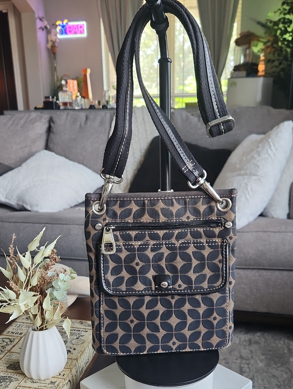 Fossil Marlow Black & Tan Geometric Leaf Canvas Crossbody Bag Purse